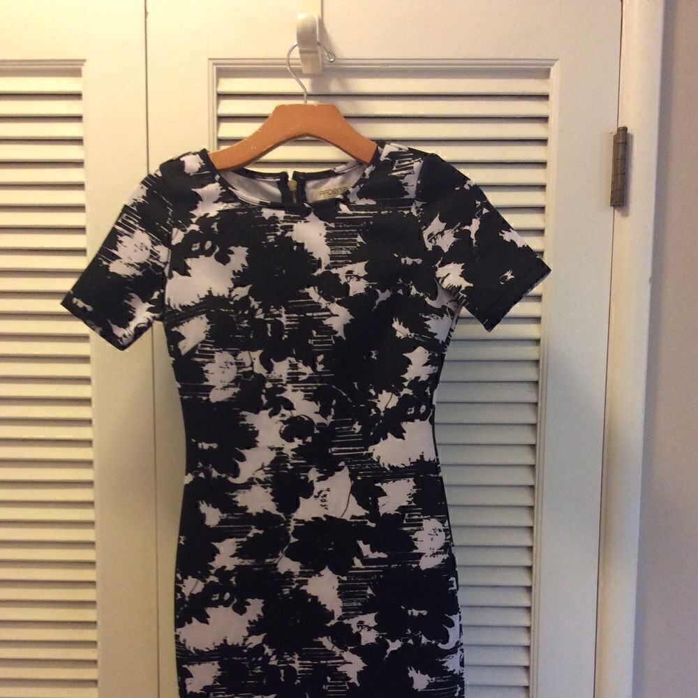 Arden B stretchy black and white dress size XS
